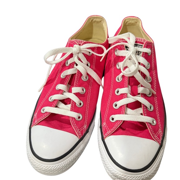 Converse Vibrant Pink Sneakers Women’s 10 - Picture 1 of 7